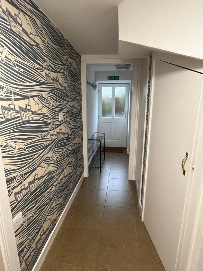 North Coast Property - 17 Margaret Street - Avoch エクステリア 写真