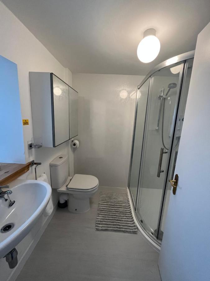 North Coast Property - 17 Margaret Street - Avoch エクステリア 写真