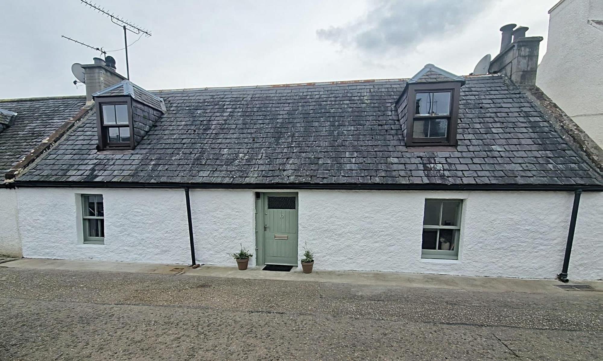 North Coast Property - 17 Margaret Street - Avoch エクステリア 写真